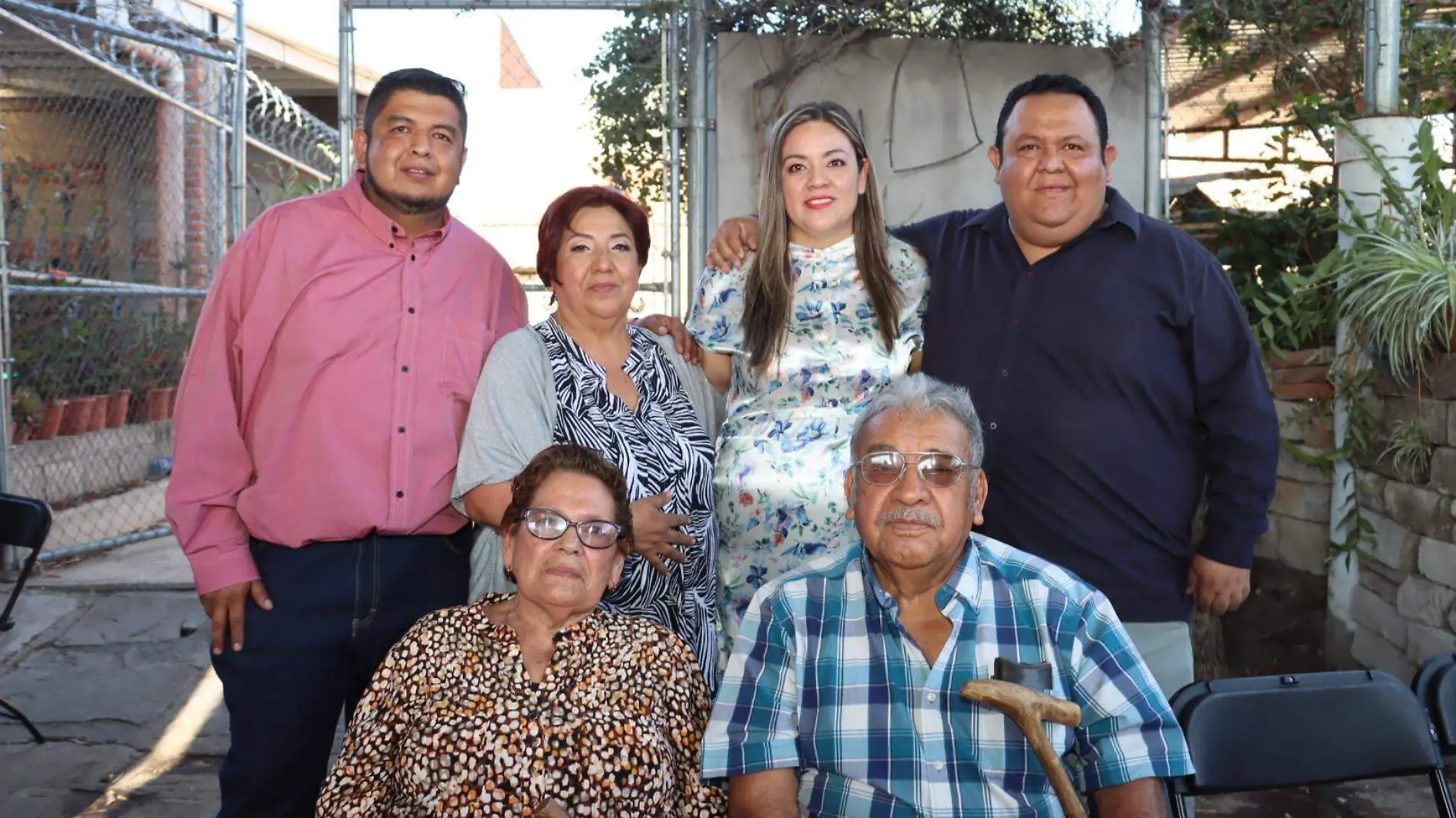 FOTO PRINCIPAL SJR Emerita Bautista celebro en grande su cumpleanos